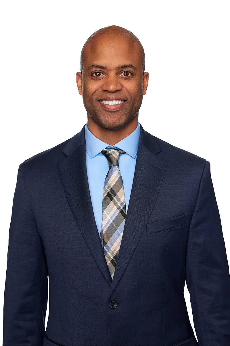 Professional LinkedIn headshot in Los Angeles by Headshots LA