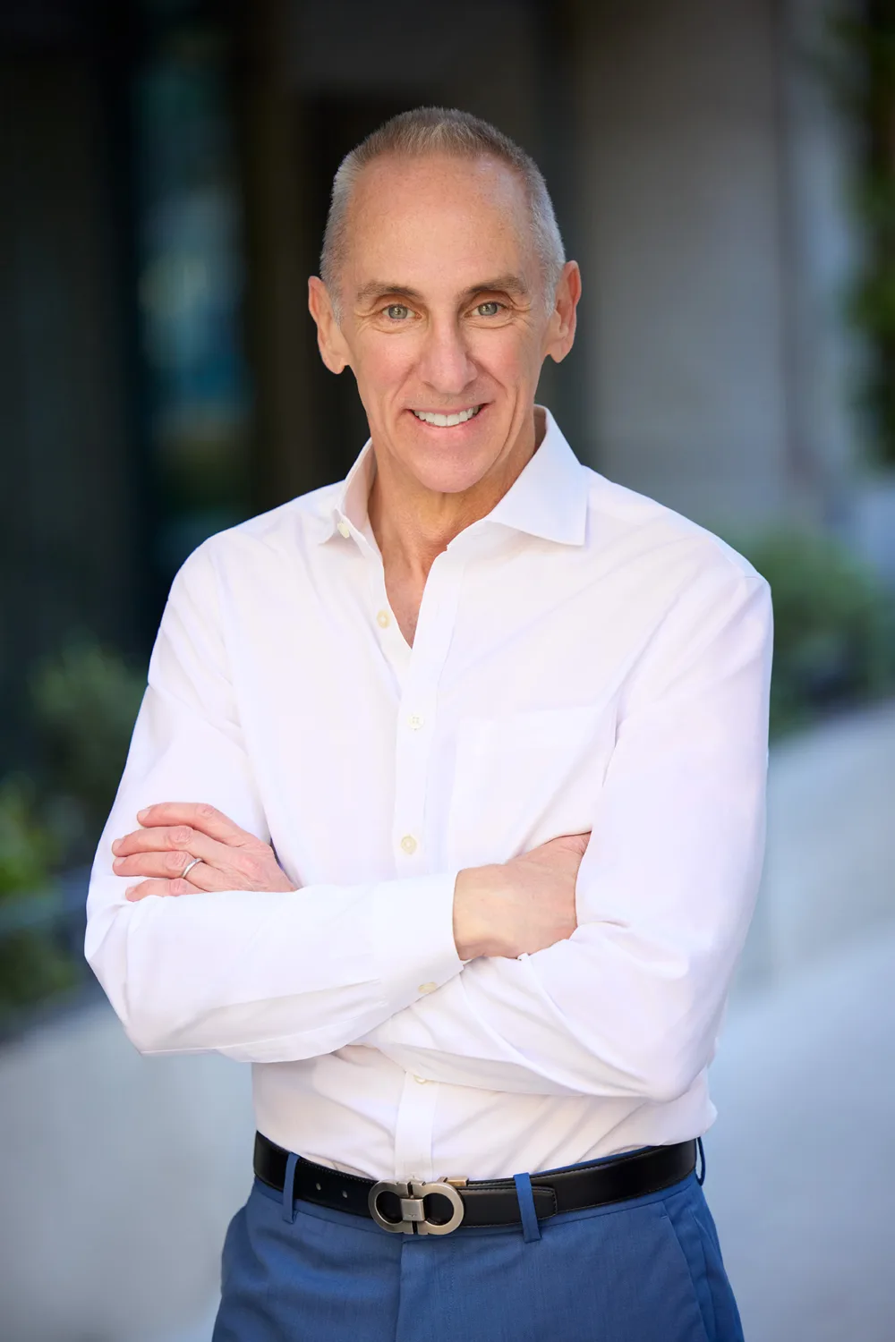 Clean professional headshot in Los Angeles by Headshots LA
